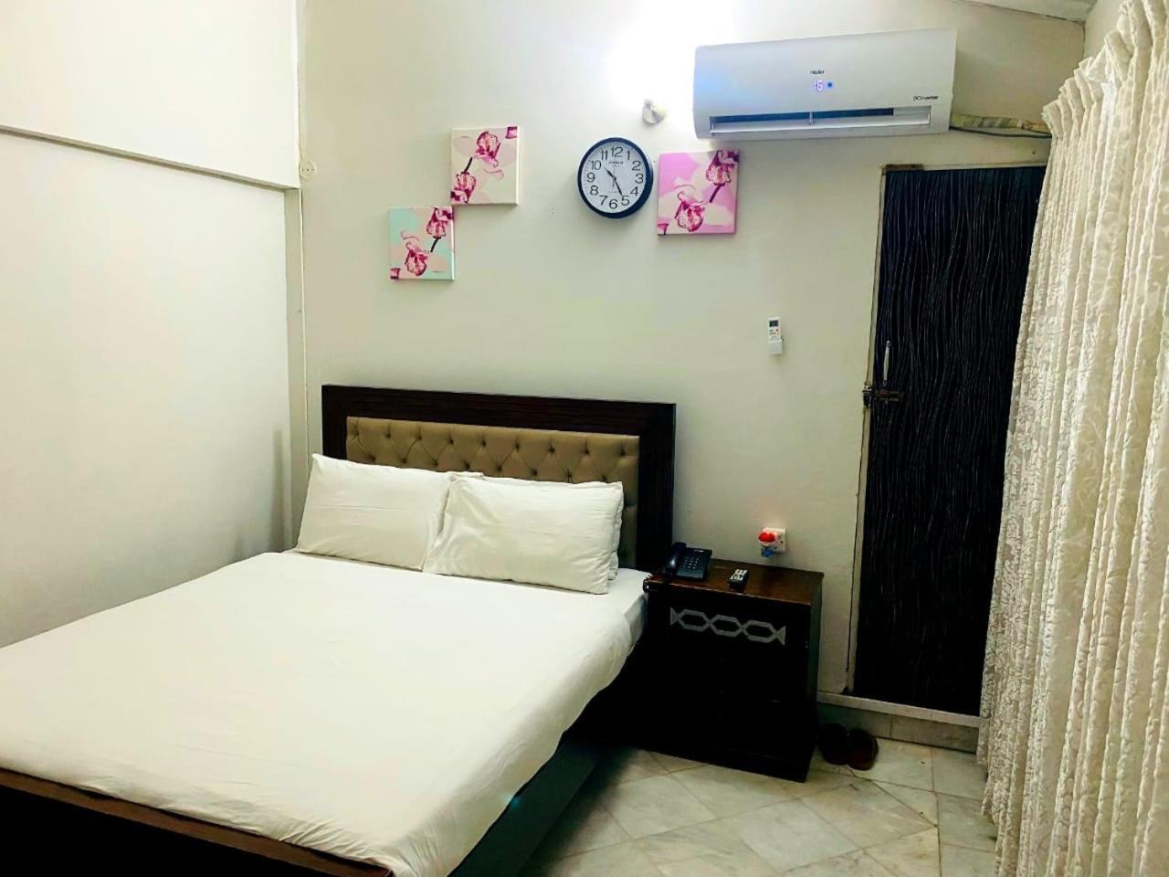Casa Blanca Boutique Guest House Islamabad Esterno foto
