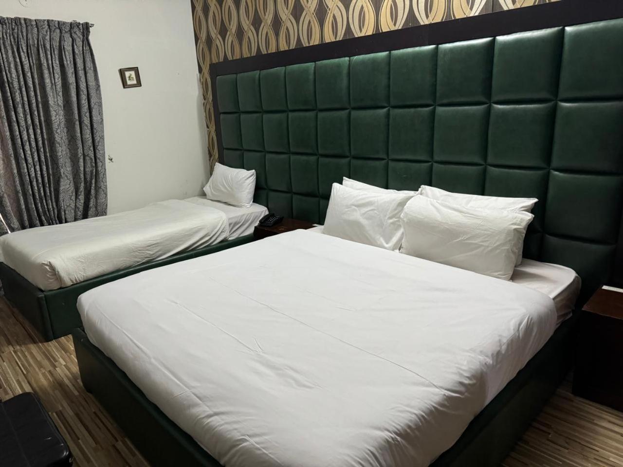 Casa Blanca Boutique Guest House Islamabad Esterno foto